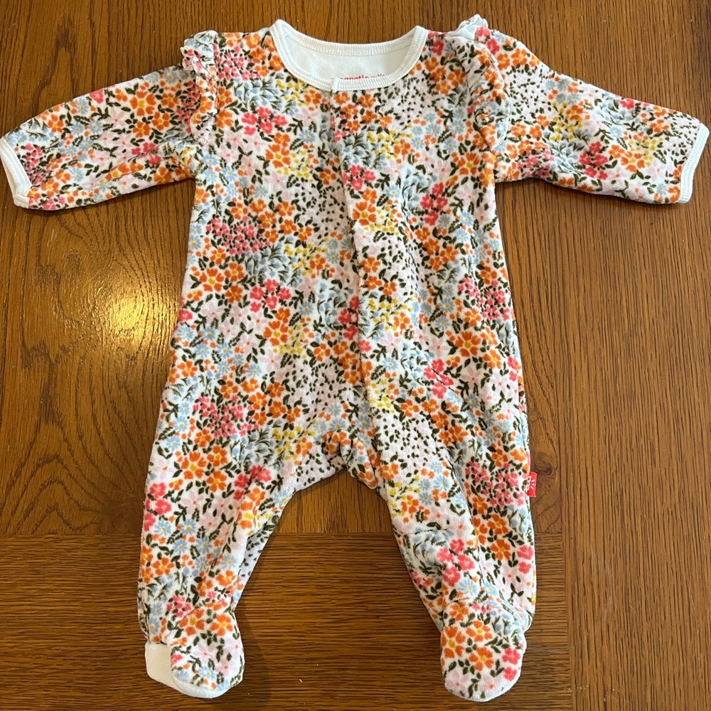 Magnetic Me Floral Newborn Sleeper